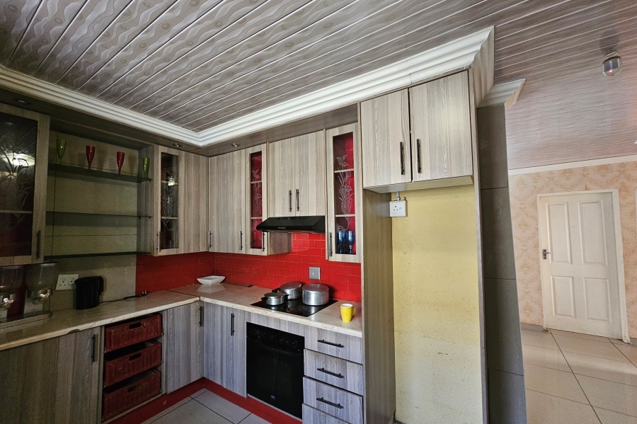 3 Bedroom Property for Sale in Tlhabane West North West